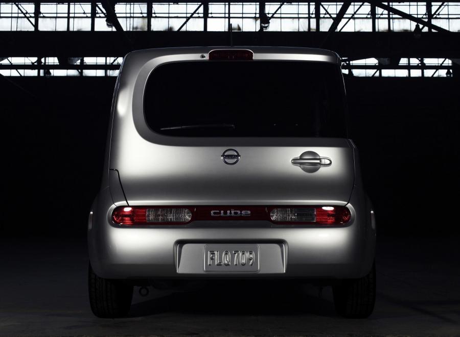  Nissan Cube (Z12) 2009 года  (US) (фото 44 из 84)